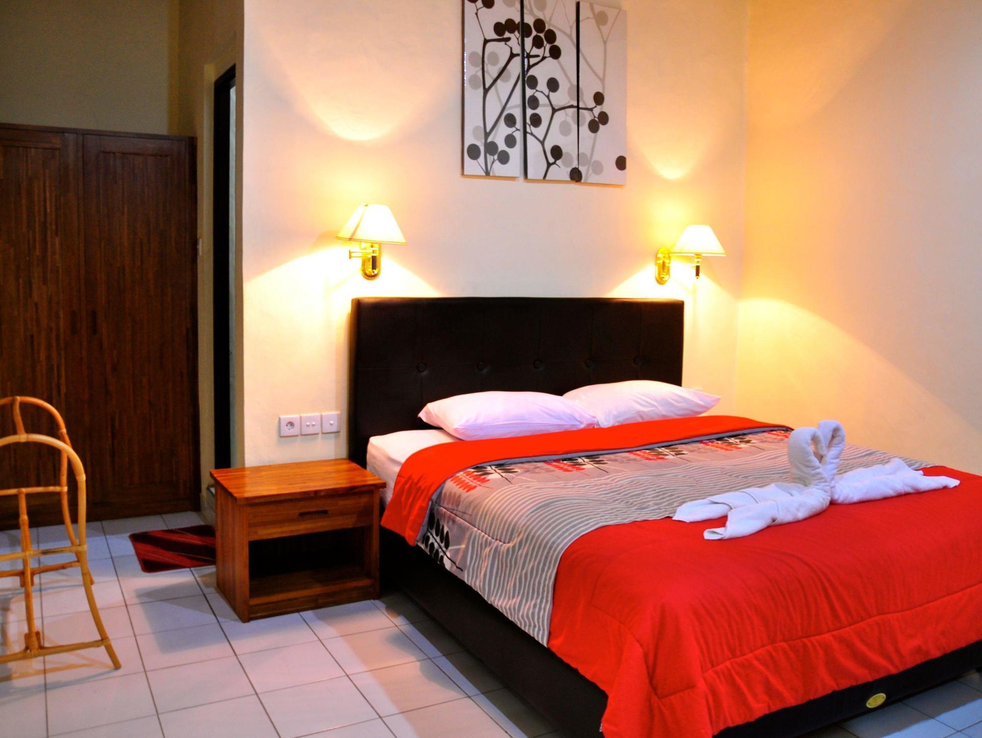 Si Doi Hotel Legian Кута Экстерьер фото